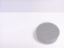 Cargar imagen en el visor de la galería, free-hockey-puck-powerpoint-background
