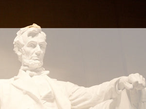 Abraham-Lincoln-Memorial-b
