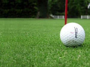 free-golf-all-on-green-Google-Slides-theme